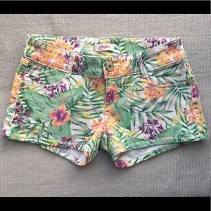 NEW✨Candies Tropical Jean Shorts